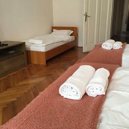 Strada Iuliu Maniu Apartment